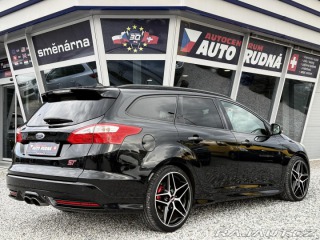 Ford Focus 2,0i 184kW ST REZERVACE 2013