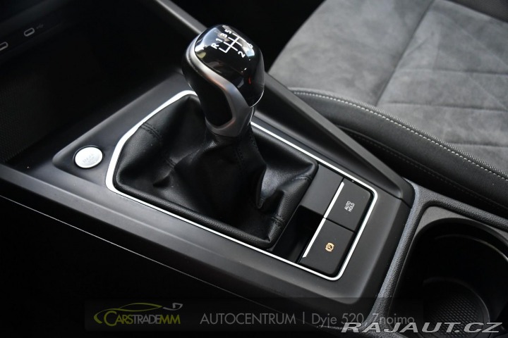 Volkswagen Golf 2.0TDi LED ACC 1M ČR 2021