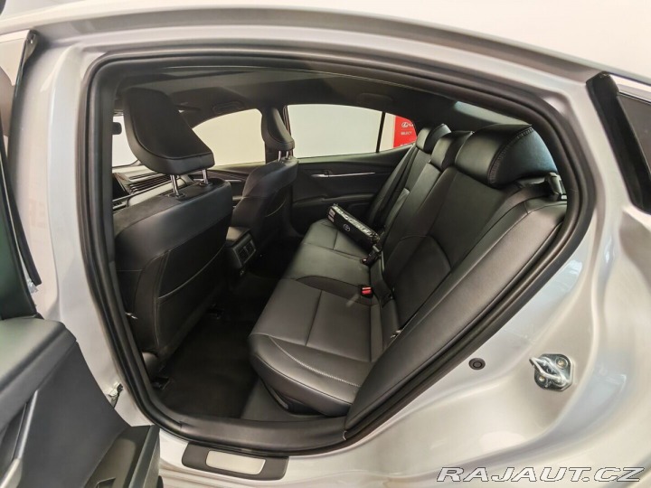 Toyota Camry 2.5 Hybrid Prestige 2026