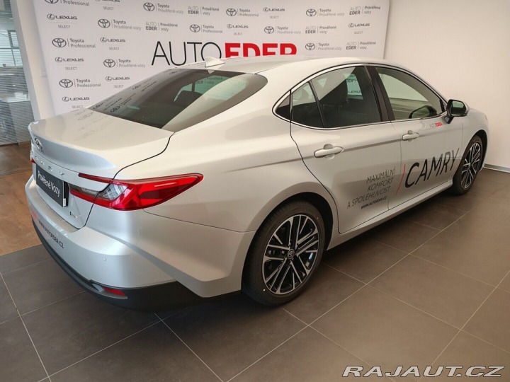Toyota Camry 2.5 Hybrid Prestige 2026