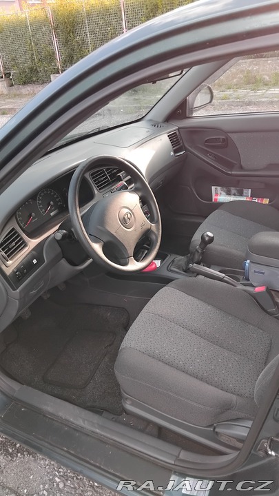 Hyundai Elantra XD 2003