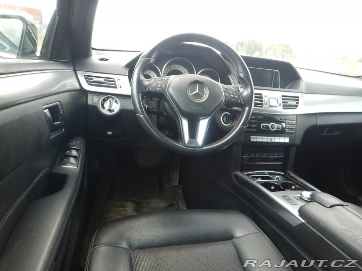 Mercedes-Benz E E 220 CDI, DIGIKLIMA, TAŽ 2014