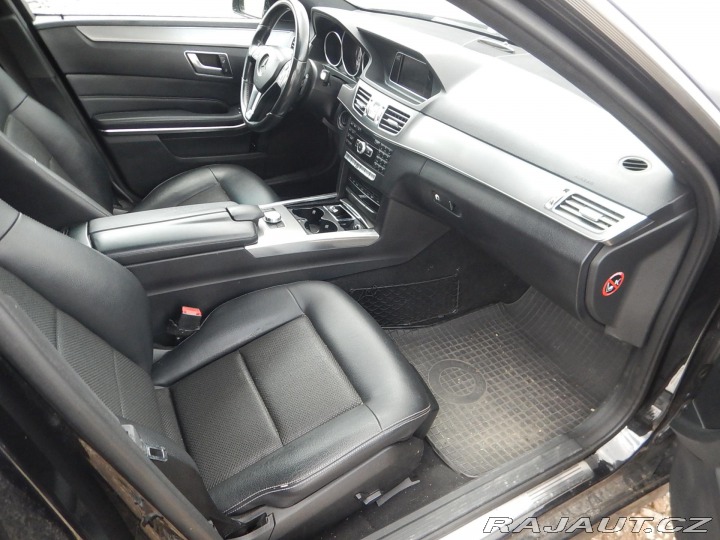 Mercedes-Benz E E 220 CDI, DIGIKLIMA, TAŽ 2014