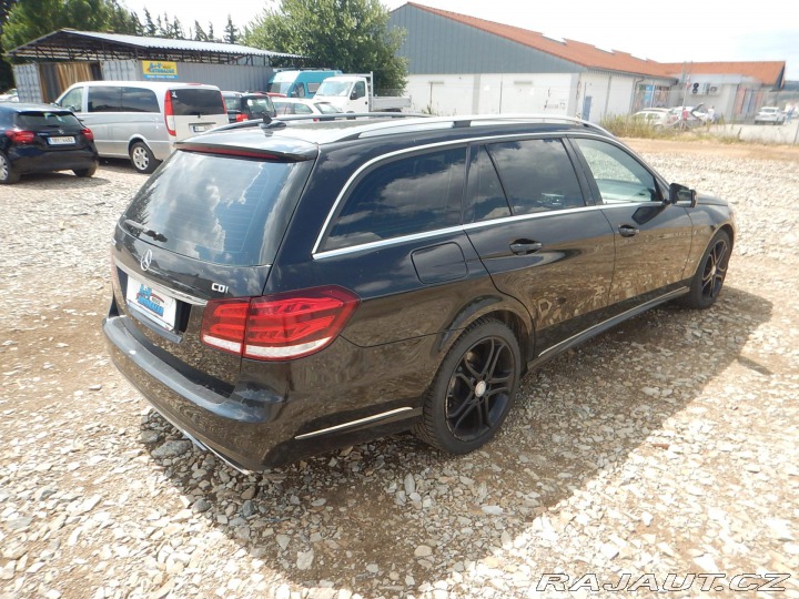 Mercedes-Benz E E 220 CDI, DIGIKLIMA, TAŽ 2014