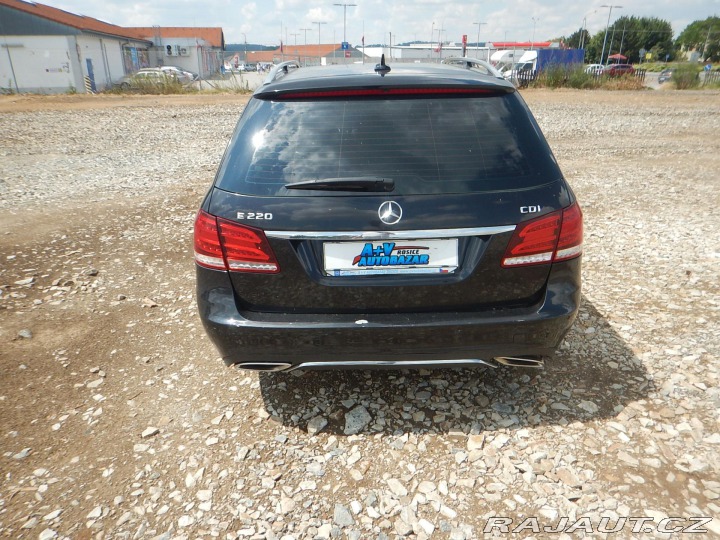 Mercedes-Benz E E 220 CDI, DIGIKLIMA, TAŽ 2014
