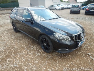 Mercedes-Benz E E 220 CDI, DIGIKLIMA, TAŽ 2014