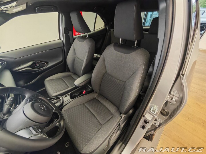 Toyota Yaris Cross 1.5 TNGA HEV 1 CVT Style 1800