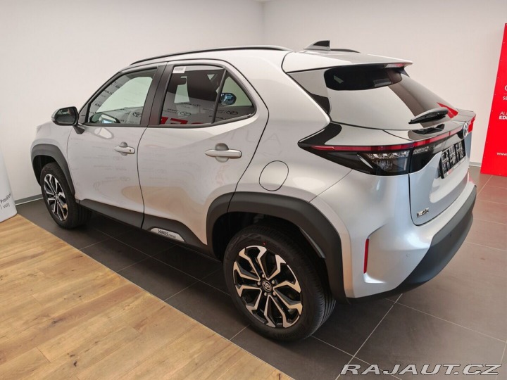 Toyota Yaris Cross 1.5 TNGA HEV 1 CVT Style 1800