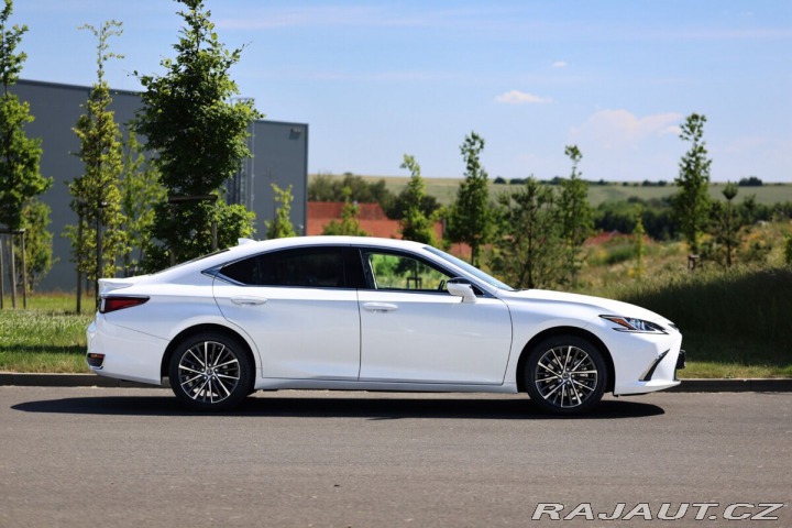 Lexus Ostatní modely ES 300h 300h 2,5 HEV BUSINESS EDI 2025