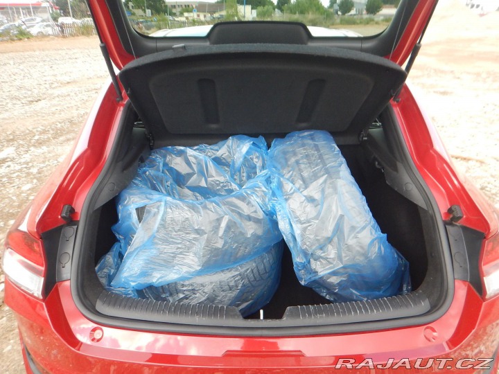 Hyundai i30 FASTBACK, 1.4 GDi TURBO, 2019