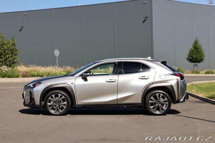 Lexus Ostatní modely UX 300h 300H 2,5 HEV F SPORT DESI 2025