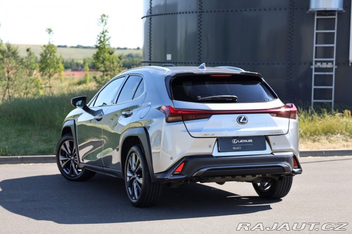Lexus Ostatní modely UX 300h 300H 2,5 HEV F SPORT DESI 2025