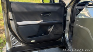 Lexus Ostatní modely UX 300h 300H 2,5 HEV F SPORT DESI 2025
