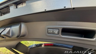 Lexus Ostatní modely UX 300h 300H 2,5 HEV F SPORT DESI 2025