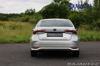 Toyota Corolla 1.8 HEV CVT COMFORT TECH 2025
