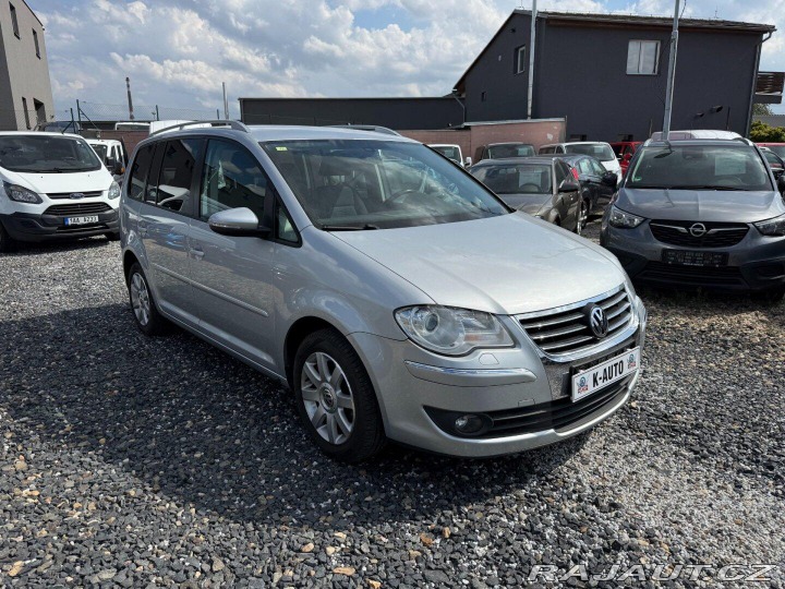 Volkswagen Touran 1.4TSi 125kW 7míst*V Příp 2009