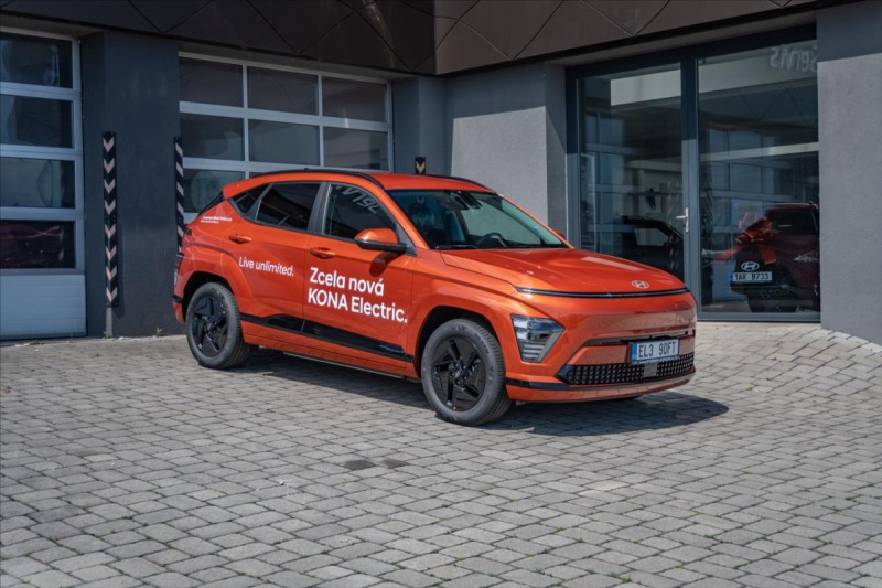 Hyundai Kona EV 64,8 CZECH EDITION BLA