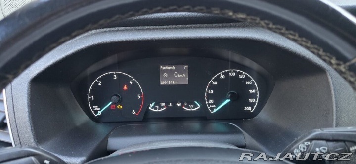 Ford Tourneo Custom 2,0 TDCi 130 k – 9 míst 2018
