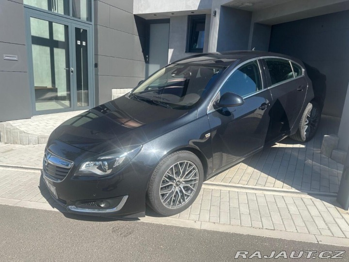 Opel Insignia 2,0   CDTi /Automat/4×4 2016