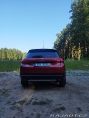 Peugeot 2008 2,0 i. 81 kW. 1800