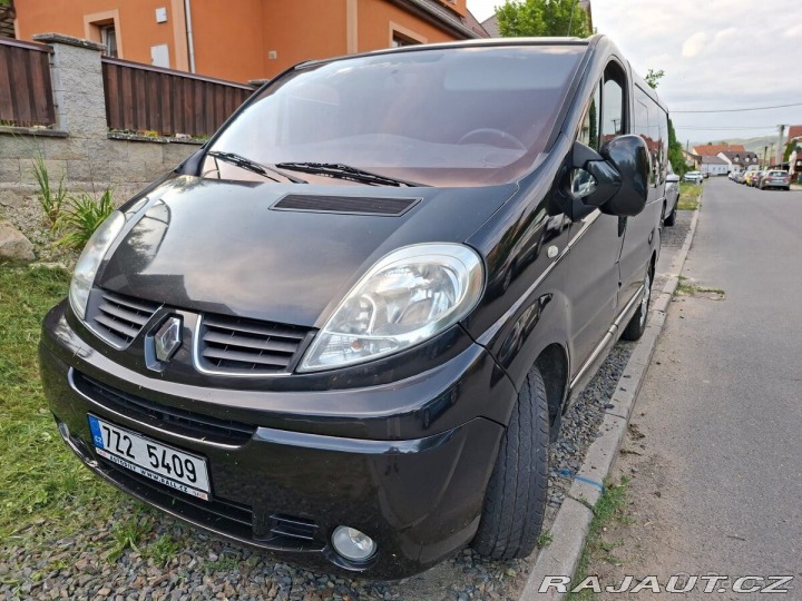 Renault Trafic 2,5   dCi 107 kW, 9 míst, 2010