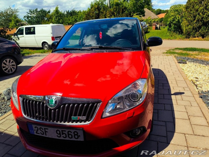 Škoda Fabia 1,4 II RS TSI DSG 2012