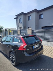 Volvo V60 2,0 100kW rok v.2013 AU 2013