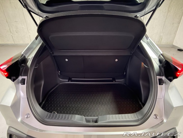 Toyota C-HR 1.8, HEV, CVT, Style 2026