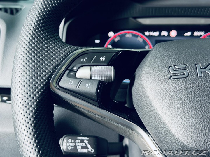 Škoda Karoq 1.5TSI*SPORT*360*5.LET.ZÁ 2025