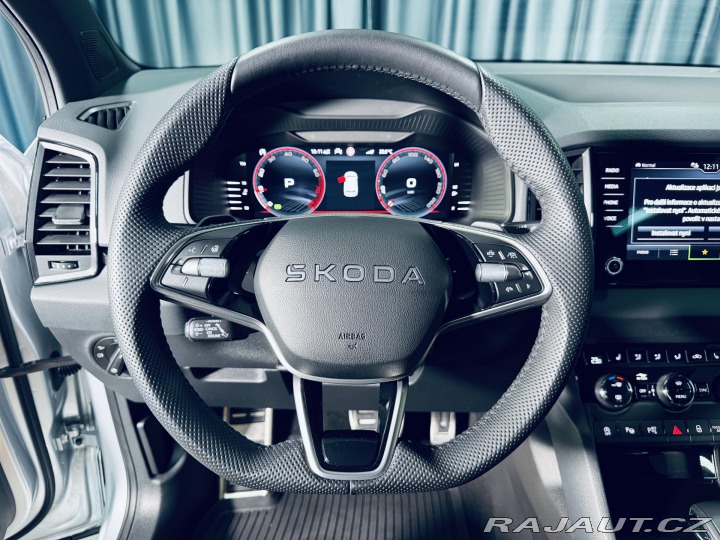 Škoda Karoq 1.5TSI*SPORT*360*5.LET.ZÁ 2025