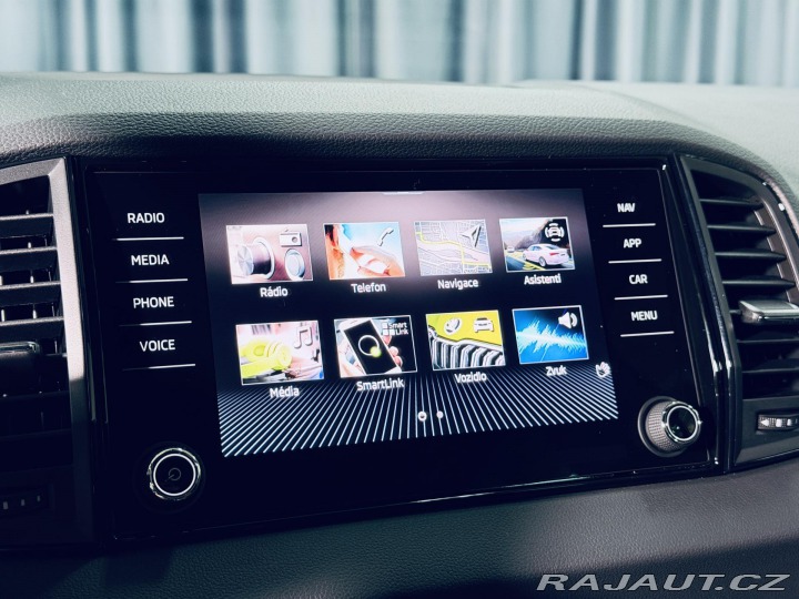 Škoda Karoq 1.5TSI*SPORT*360*5.LET.ZÁ 2025