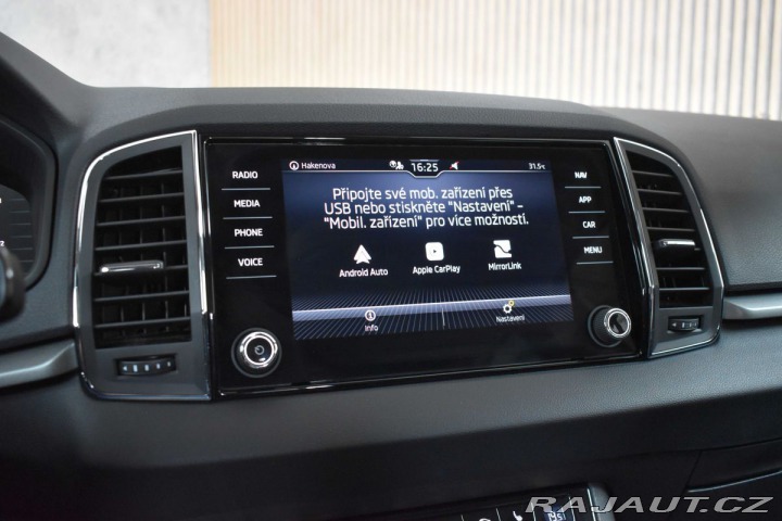 Škoda Karoq 2.0TDI*MANUÁL*ACC*KAMERA* 2022