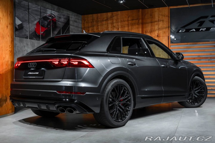 Audi SQ8 2024