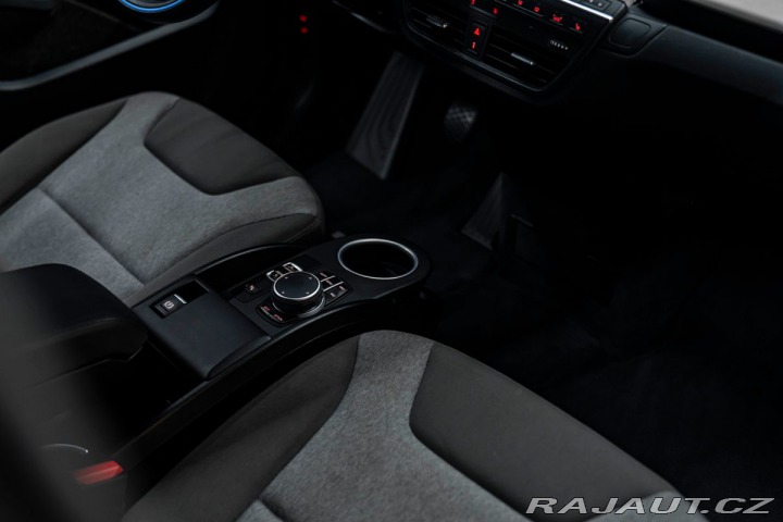 BMW i3  2019
