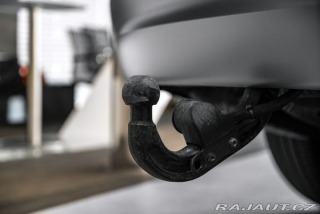 Land Rover Discovery CZ, 1.majitel, top stav 2024