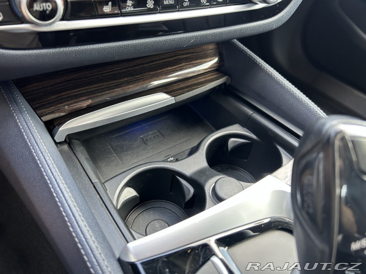 BMW 5 5540i xDrive Luxury Line 2017