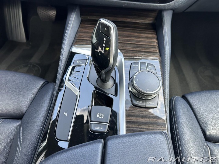 BMW 5 5540i xDrive Luxury Line 2017