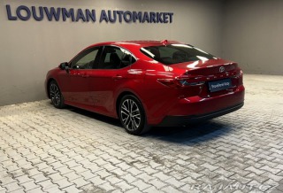 Toyota Camry 2.5 Hybrid AT EXECUTIVE 2025