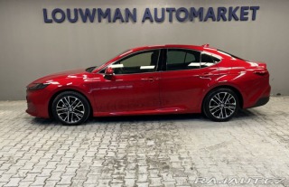 Toyota Camry 2.5 Hybrid AT EXECUTIVE 2025