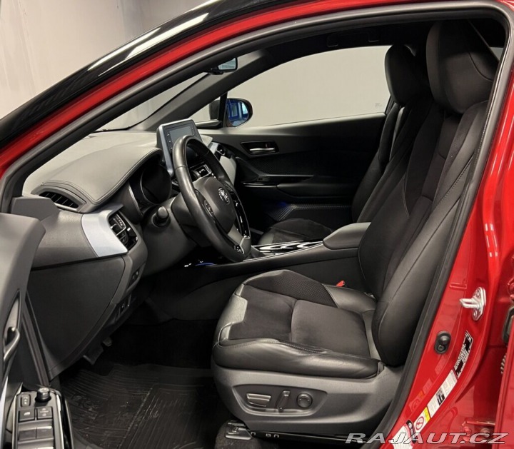 Toyota C-HR 2.0 Hybrid AT SELECTION 2020
