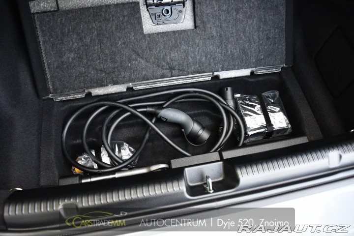 Mercedes-Benz EQE 43 AMG HUD 1M 2023