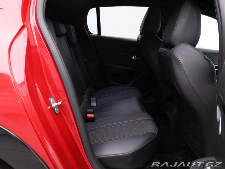 Peugeot 208 1,2 PureTech 74kW GT DPH 2022