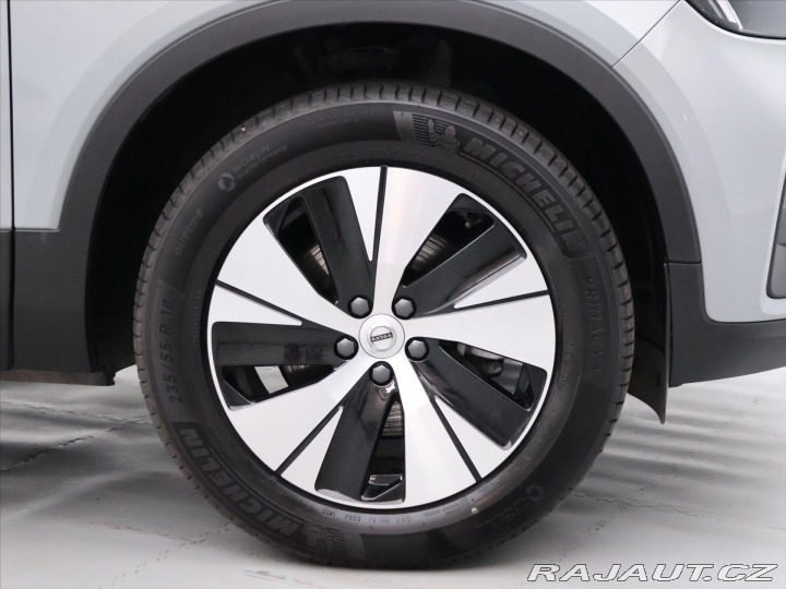 Volvo XC40 2.0 B3 120kW Core DCT CZ 2025