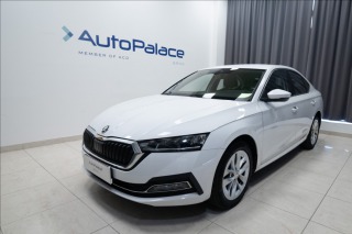 Škoda Octavia 2,0 TDI ČR KEYLESS VÝHŘEV