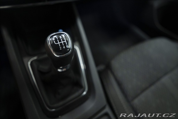 Škoda Octavia 2,0 TDI ČR KEYLESS VÝHŘEV 2023
