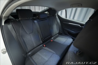 Škoda Octavia 2,0 TDI ČR KEYLESS VÝHŘEV 2023