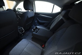 Škoda Octavia 2,0 TDI ČR KEYLESS VÝHŘEV 2023