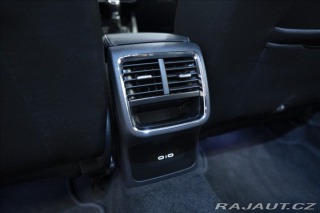 Škoda Octavia 2,0 TDI ČR KEYLESS VÝHŘEV 2023