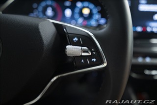 Škoda Octavia 2,0 TDI ČR KEYLESS VÝHŘEV 2023