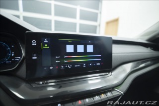 Škoda Octavia 2,0 TDI ČR KEYLESS VÝHŘEV 2023